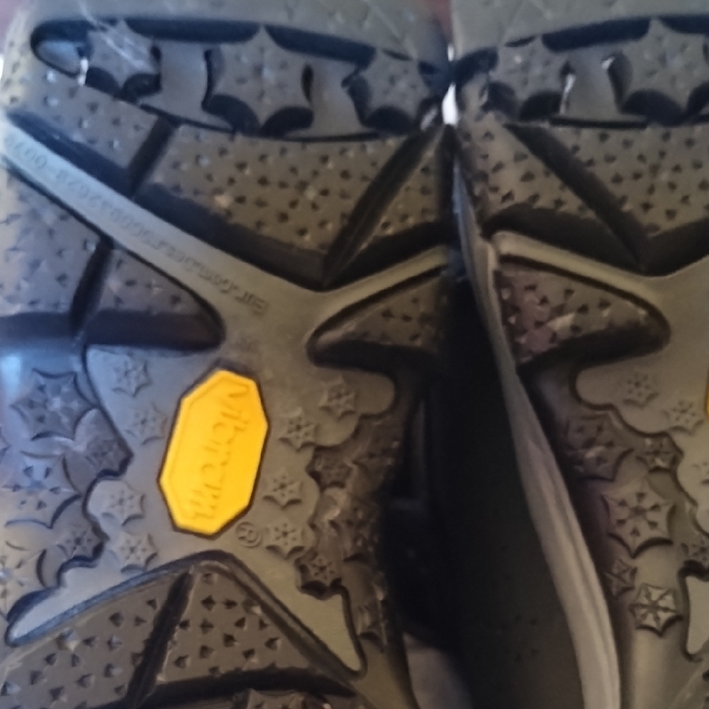 Merrell Black Winter Boots - Picture 8 of 13